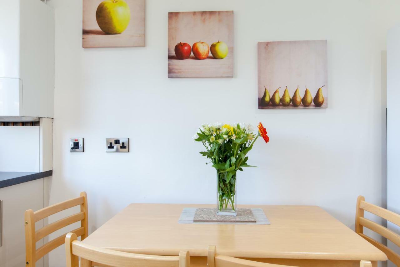 Leys Park Executive Apartments ดันเฟิร์มลิน ภายนอก รูปภาพ